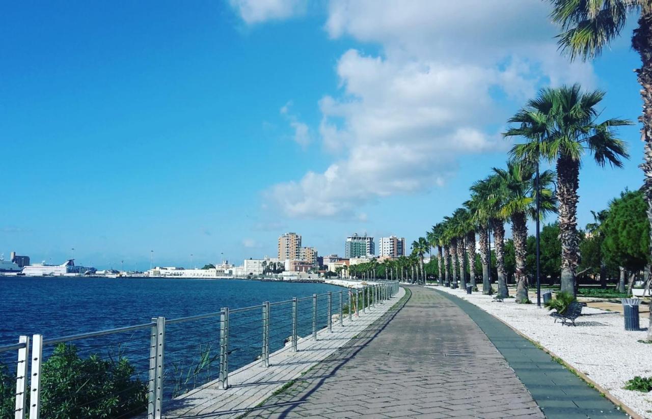 Apartment Vsg25 Nel Centro Di Cagliari Dış mekan fotoğraf